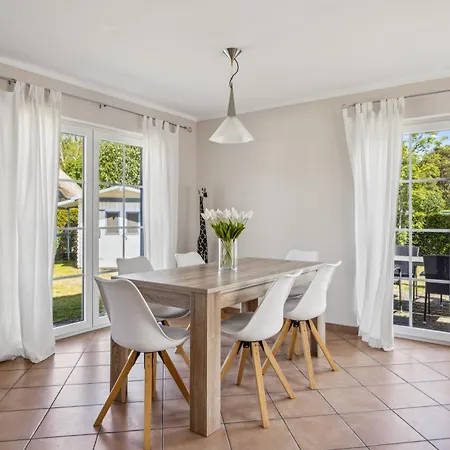 Direkt Am Meer! Reetdachhaus Fuer 6 Personen!! *