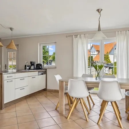 Holiday home Direkt Am Meer! Reetdachhaus Fuer 6 Personen!! *